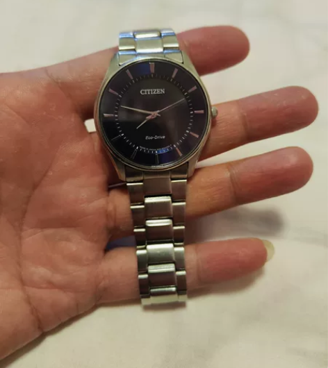 西铁城光动能男表，8成新 感兴趣的话点“我...