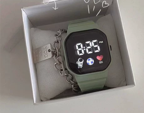 方形手表女太空人小众设计概念初高中学生夜光...