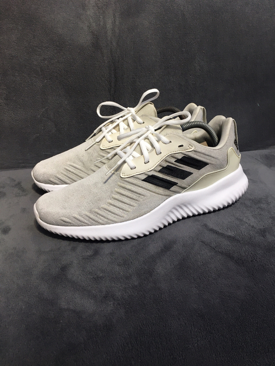 Adidas 休闲运动鞋男鞋正品42码二手...