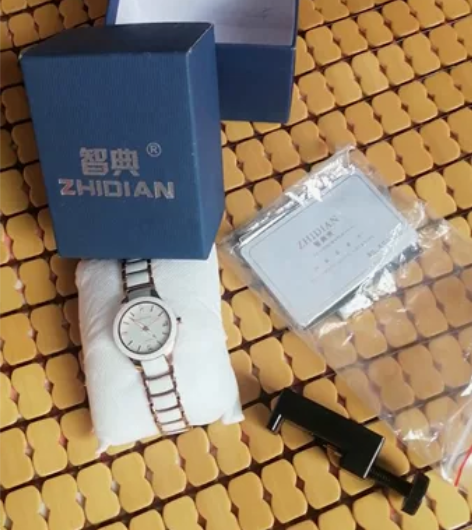 智典唯美陶瓷链手表手链表，因为全天带娃不方...