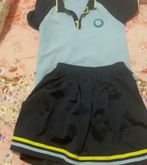 吴江区鲈乡实验小学夏季校服，尺码上衣155...