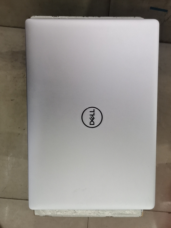 99新 dell inspiron 558...