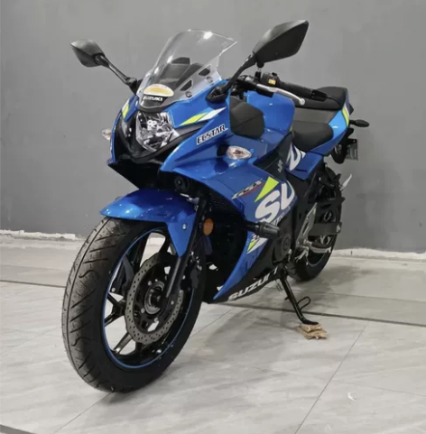 最新到货17年铃木GSX250   整体成...