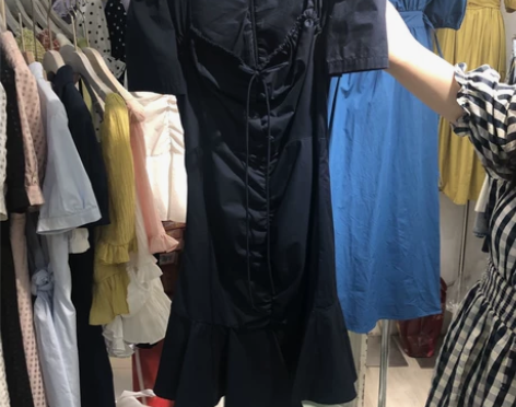 法式复古方领短袖荷叶边裙女2022春夏新款...