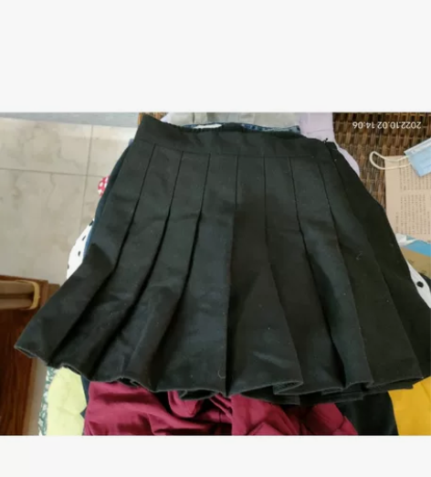毛呢款百褶裙，可议价 感兴趣的话点“我想要...