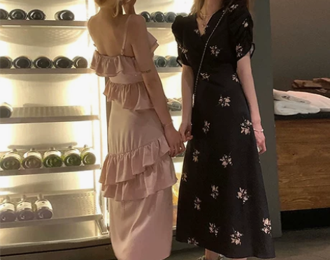 【狂欢价】2022年新款法式茶歇赫本风小众...