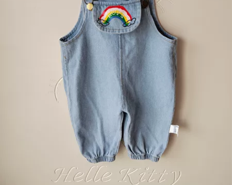 背带牛仔裤80码，格子衬衫80码。裤子30...