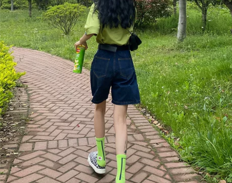 五分牛仔短裤女辣妹夏季2022年新款薄款宽...