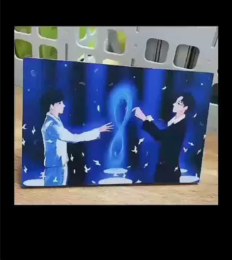 王源漫改满天星无框画 “平行世界 少年依旧...