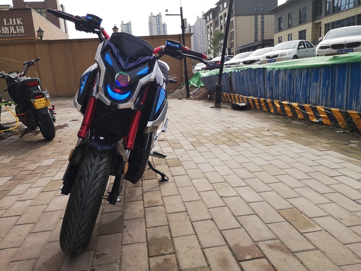 二手电动车 仓库四千辆 什么款式，价位都有...