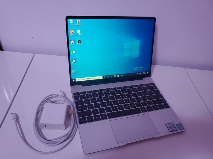 华为matebook13  2019年买的...