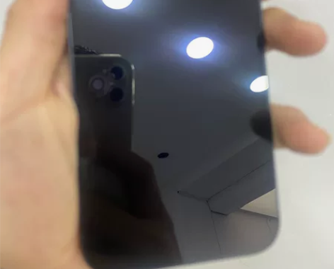 苹果12  国行128g  换过后壳和原装...