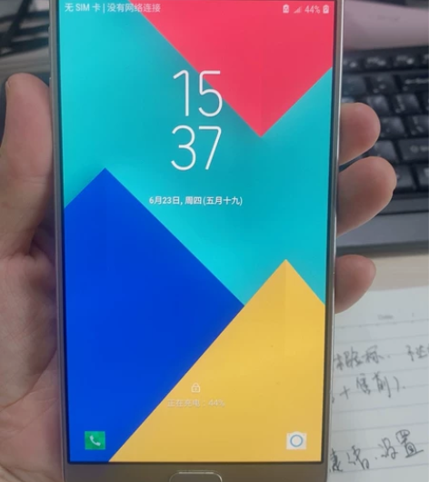 三星手机 满新的 开机密码忘记了 不知道咋...