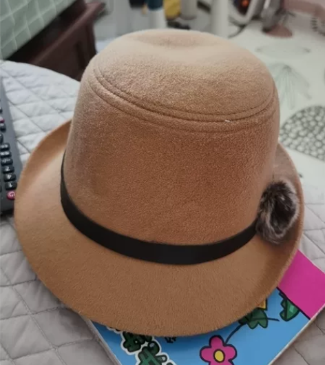 新礼帽  帽子很多没机会带便宜出了。自提 ...