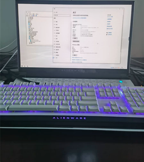 外星人M17R3笔记本 17.3寸 144...