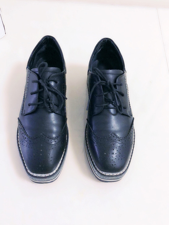 英伦风厚底松糕鞋女鞋，鞋子是38码