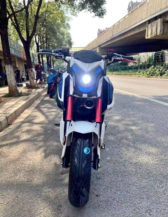 准新顶配z6来一个，小跑5000公里，全新...