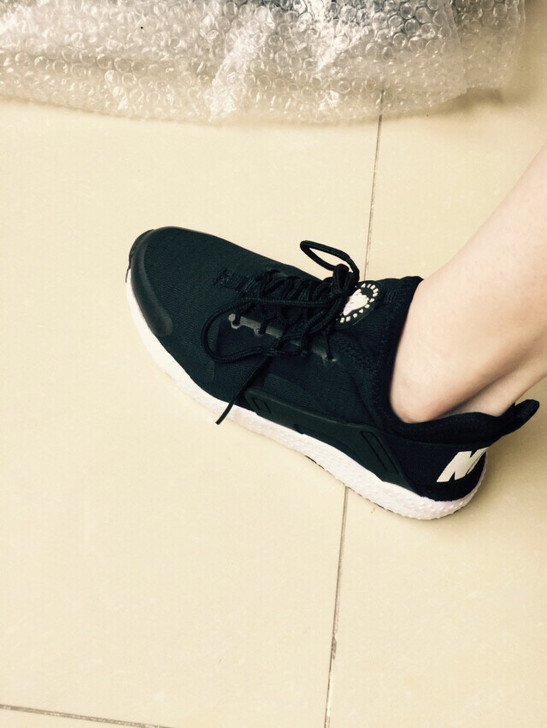 nike耐克运动休闲鞋（包邮）