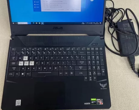 自已用的 华硕15.6英寸游戏本飞行堡垒7...