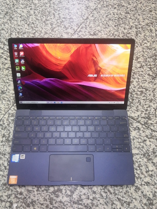 华硕灵耀3 zenbook3u ux390...