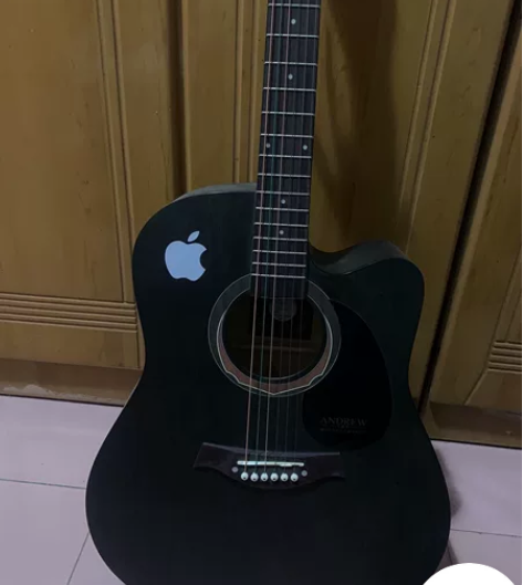 安德鲁民谣新手吉他买,没怎么用,赠琴弦,弦...