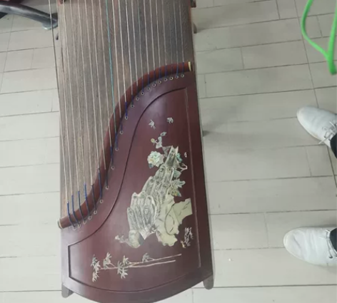龙凤古筝，没擦，用的琴弦都是敦煌正品古筝A...