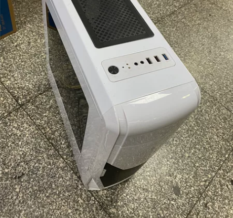 白色测透高端机箱，价格实惠，质量好， 感兴...