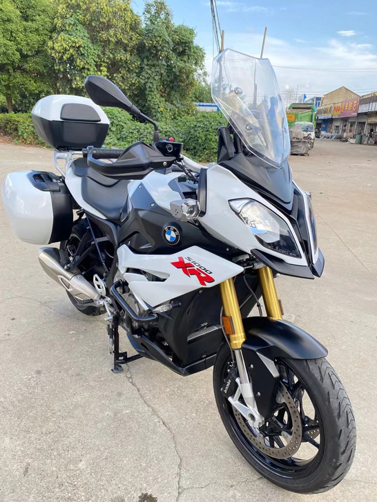 新到2018年12月上牌宝马S1000XR...