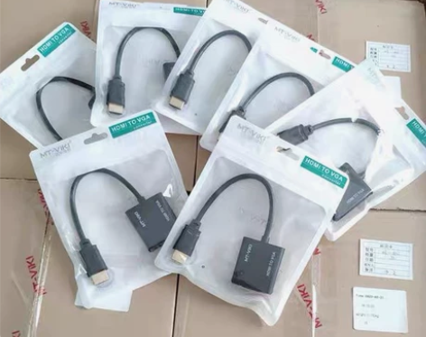 迈拓 HDMI转VGA转换线 主机是HDM...