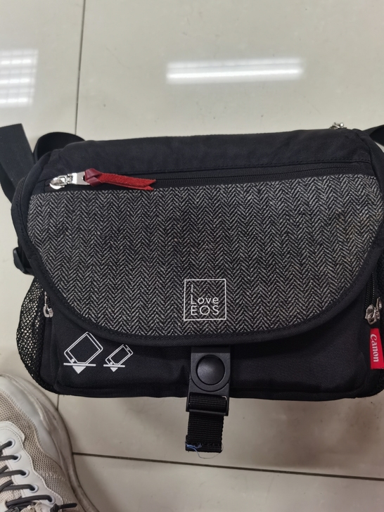 佳能EOS 77D 6D2 90d 70D...