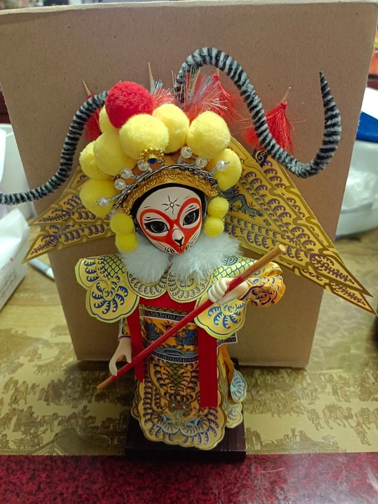 孙悟空绢人，自取