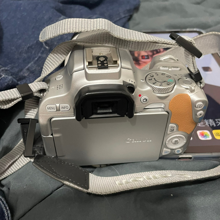 佳能Canon eos 200d  稀有银...