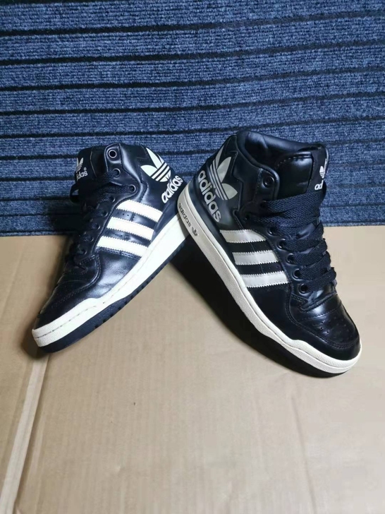40码阿迪达斯高帮板鞋真皮