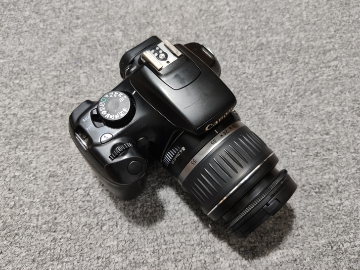 佳能1100d单反套机，配佳能18-55镜头