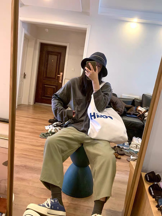 KC「C系列」时髦精De柔软香蕉裤 多季节...