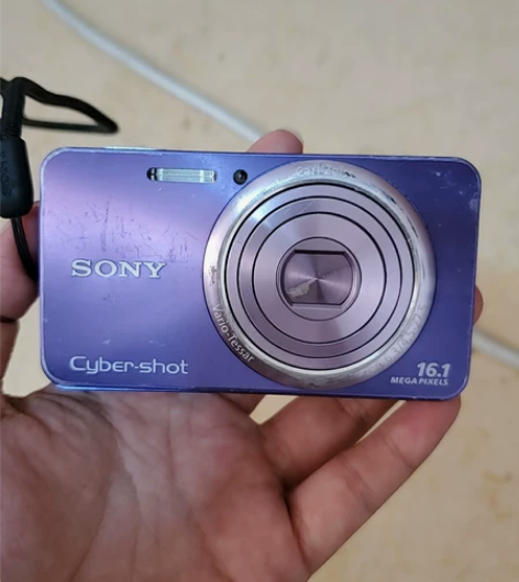 型号：索尼W570  从硬件配置和实用性能...