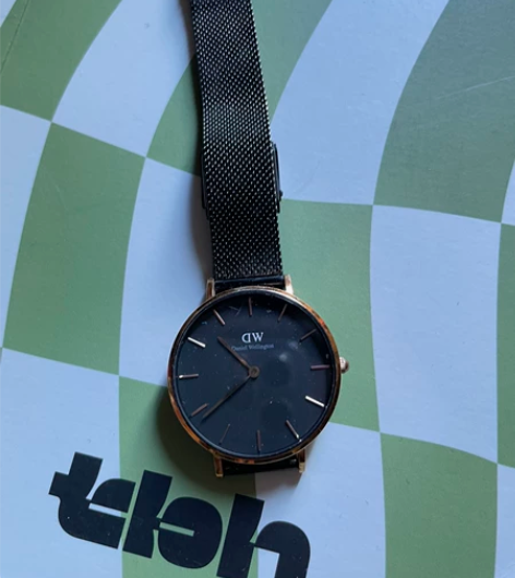 DW手表 感兴趣的话点“我想要”和我私聊吧~