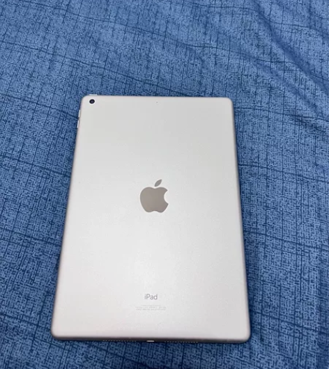 个人使用 95新平板，可送价值150的键盘...