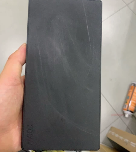 联想300W适配器，使用 拯救者R9000...