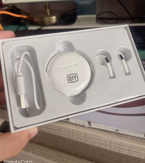 爱奇艺真蓝牙耳机 全新，拆包未使用 转给有...