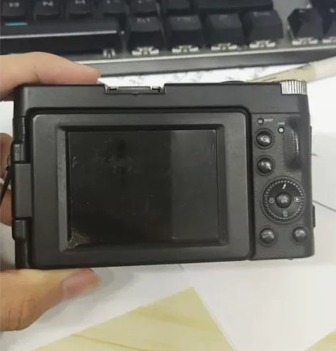 4K索达佳 数码相机 镜头是可以翻盖的  ...