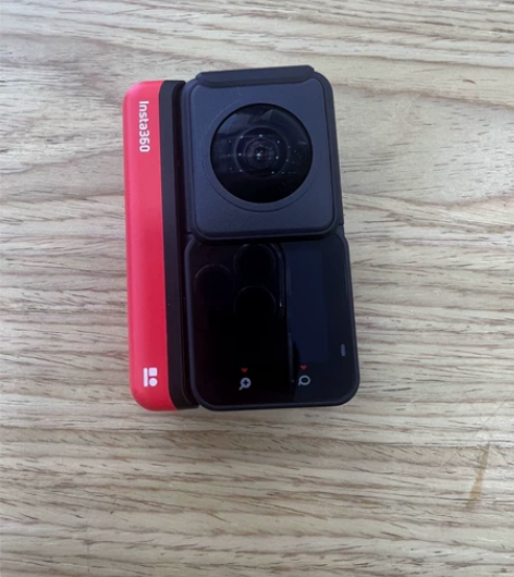 影石Insta360 ONE Rs 全景镜...