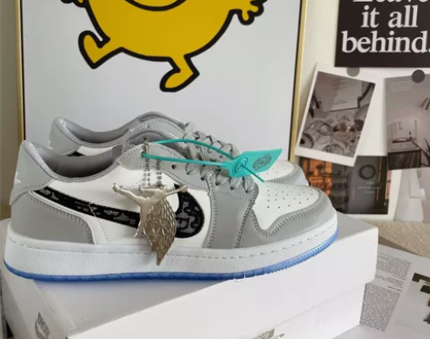 迪奥高帮，低帮联名款 带鞋底LOGO、飞人...