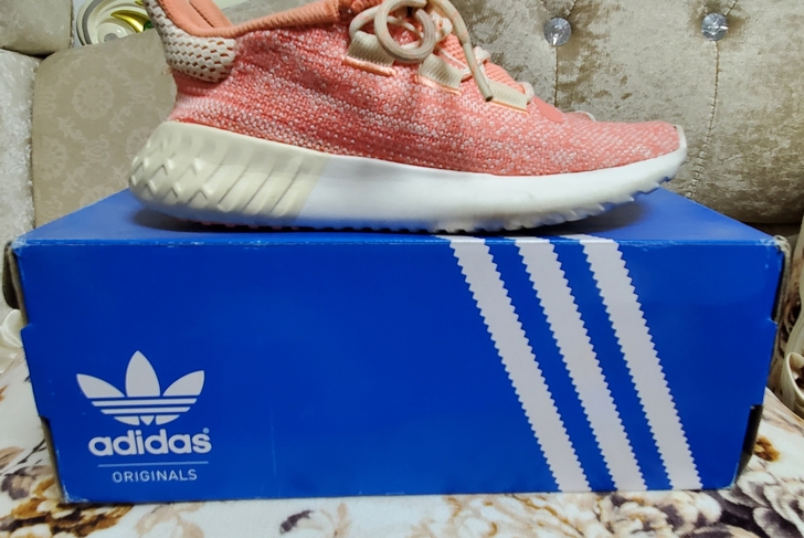 正品adidas春夏针织网面休闲鞋。阿迪达...