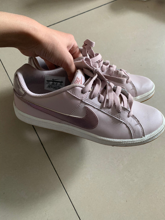 nike浅粉紫色板鞋