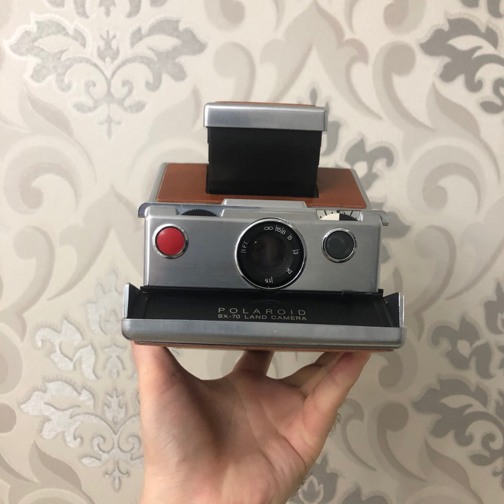 宝丽来sx70情书版，原厂饰皮，客户宝丽来...
