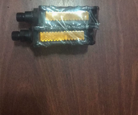 全新未使用的折叠自行车脚踏，送未使用过的飞...