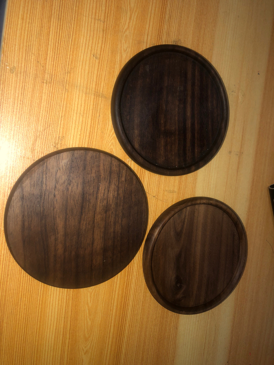 全新，胡桃木内凹茶杯垫，直径约8.8cm，...