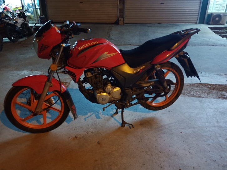 出轻骑神鹰125一辆，车况板正，无暗病，不...