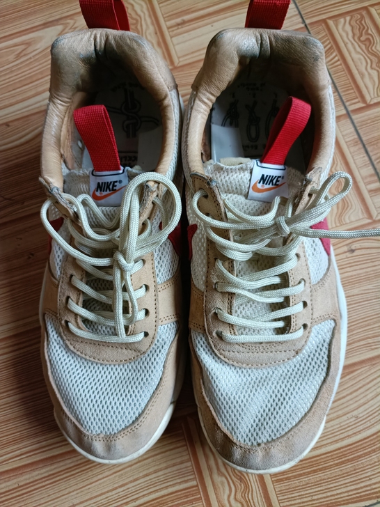 耐克运动鞋，尺码44.5/没有清理哈，无开...